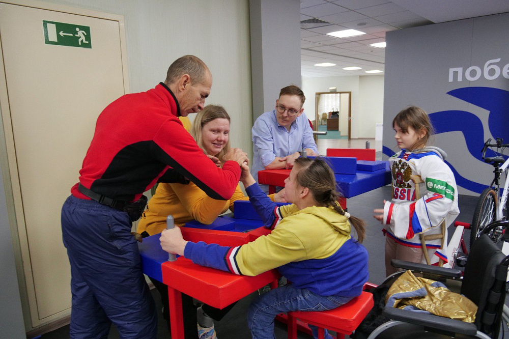 8 декабря Президент Всероссийской Федерации спорта слепых Ольга Семенова участвовала в проведении Паралимпийского урока для детей с ограниченными возможностями здоровья из Кировской области, приуроченный к Международному дню инвалидов