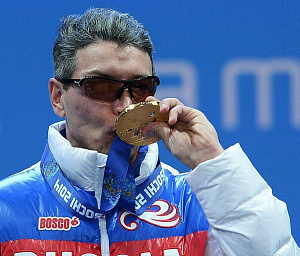 ВФСС поздравляет с Днем рождения Валерия Редкозубова – двукратного чемпиона и трехкратного бронзового призёра Паралимпийских игр по горнолыжному спорту, заслуженного мастера спорта России
